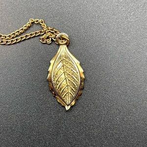 Gold leaf necklace costume jewelry